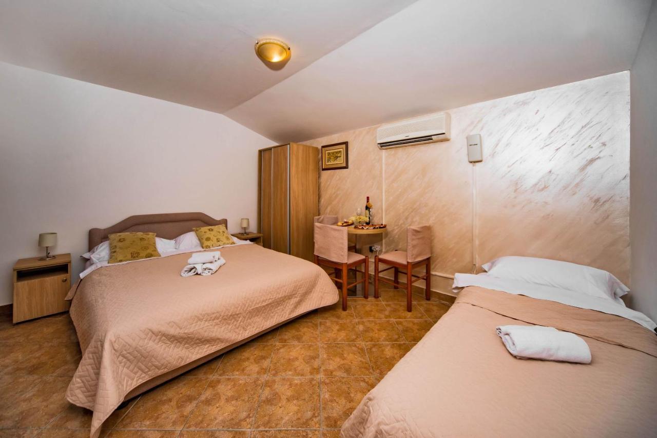 Markovic Apartment *