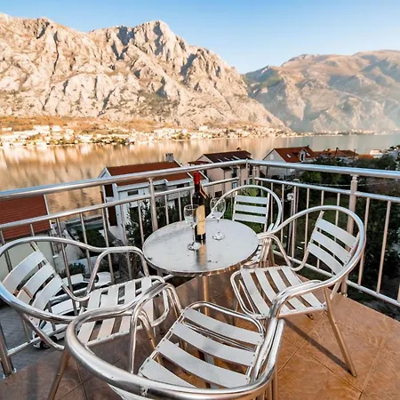 Apartments Markovic Kotor Exterior photo