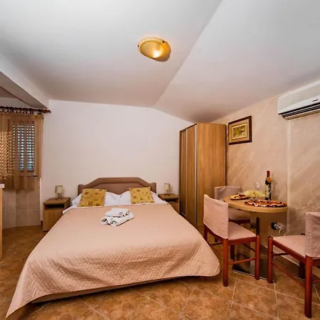 Apartments Markovic Kotor Exterior photo